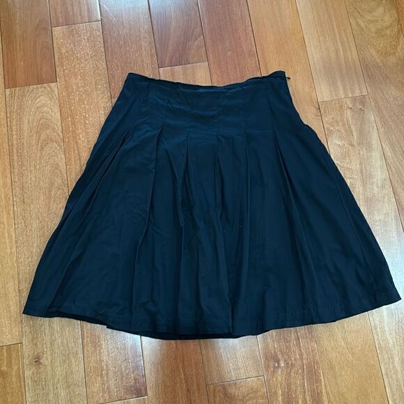 Sutton Studio Cotten Black A-line skirt size 8 - Picture 1 of 7